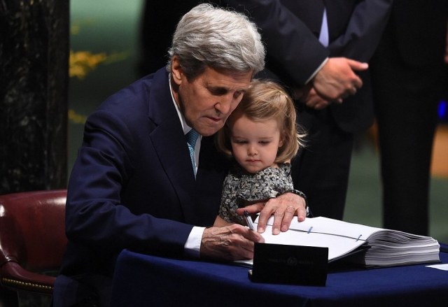 paris-agreement-kerry